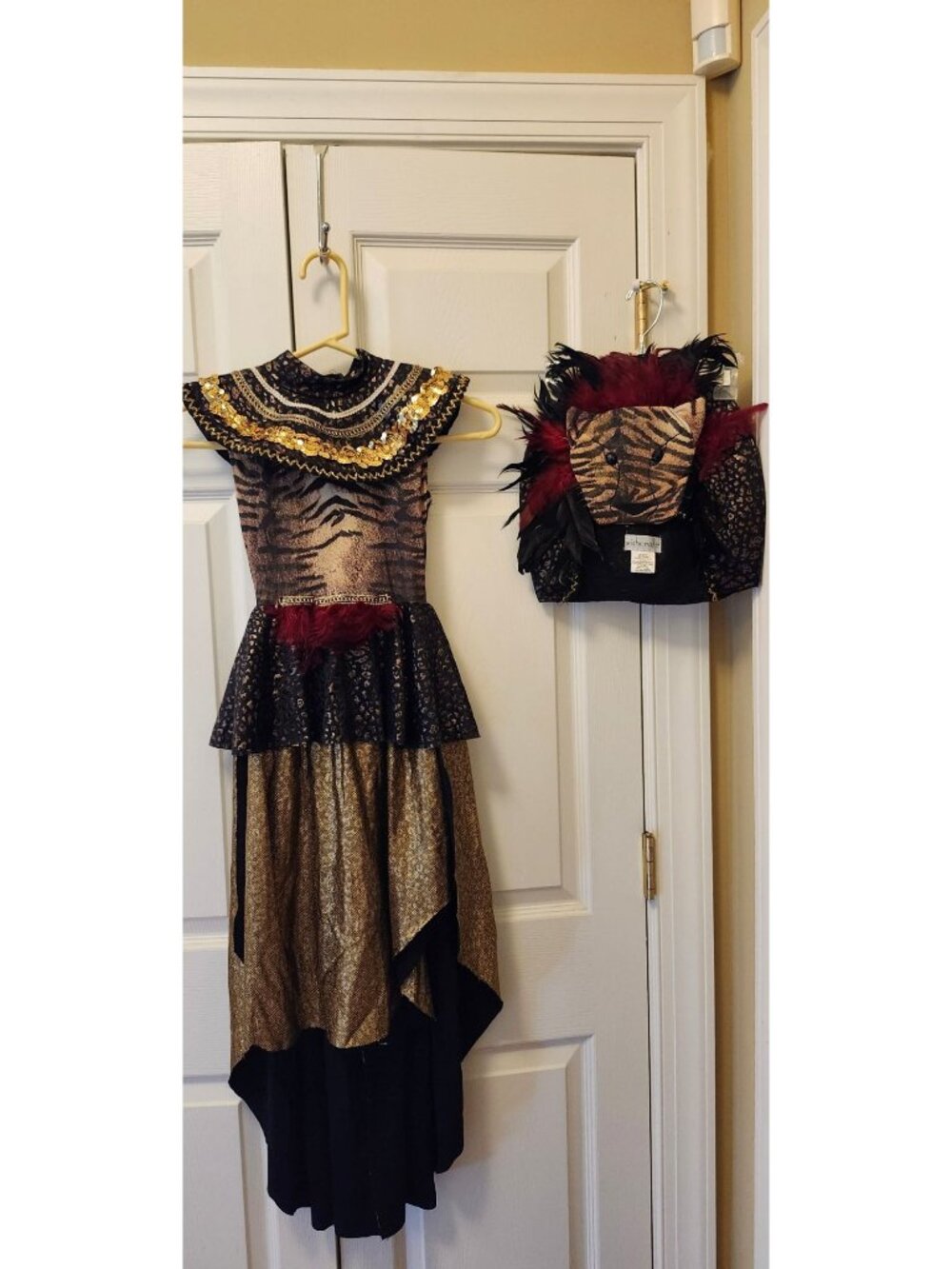 Girl Wishcraft Tribal Queen Egyptian Cleopatra Gold Dress Mask Costume Size 8
